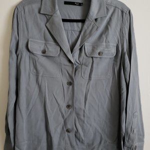 Max Jeans Gray Shirt